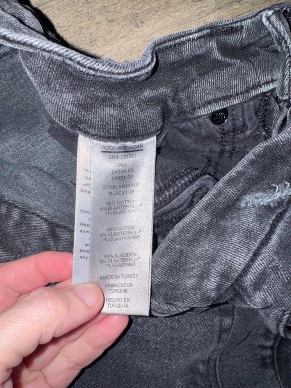Good American Black Distressed Skinny Jeans High Rise Sz 2/26 Khloe K - Picture 8 of 12